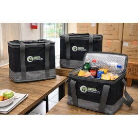 BOLSA TERMICA PERSONALIZADA 15 LITROS BRINDES PARA EMPRESAS